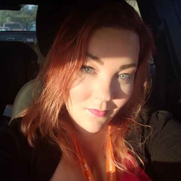 Meet your Posher, Lacey - Picture 1 of 1